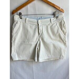 Womens White Bermuda Golf Shorts Mid Rise Size 31 Vacation Beach Chino